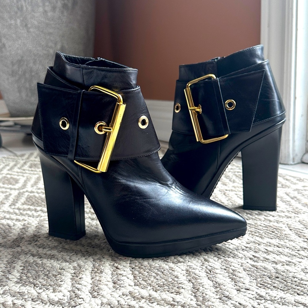 Rebeca Sanver Women’s Leather Boots US8